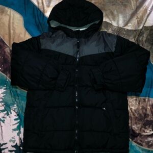 Boys winter coat M/L old navy…black & gray
